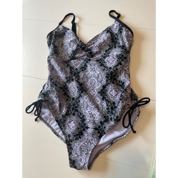 Athleta One Piece Swimsuit Size XL Damask Print Gray Black Lavender - Picture 6 of 10